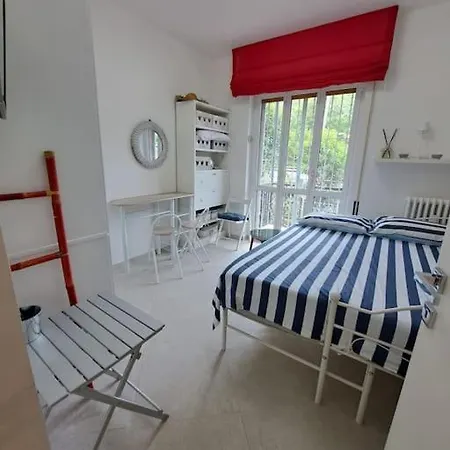 Apartment Margherita A 50 Mt Dal Mare Fronte Aria Condizionata Wi-fi *