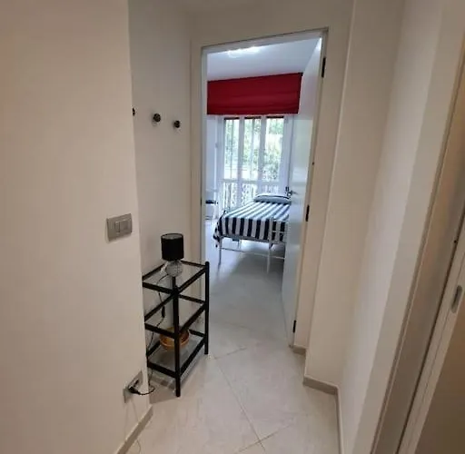 Margherita A 50 Mt Dal Mare Fronte Aria Condizionata Wi-fi